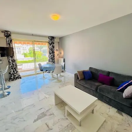 Le Pinede - 4 Prs- Clim - 500m Plages Apartament