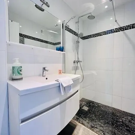 Le Pinede - 4 Prs- Clim - 500m Plages Apartament Antibes